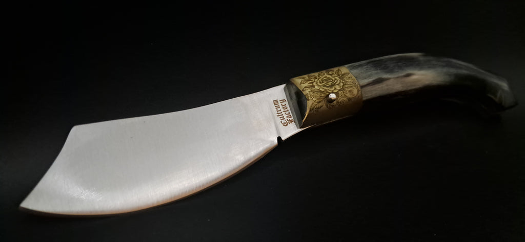 COLTELLO ARTIGIANALE IN STILE SCUOIO