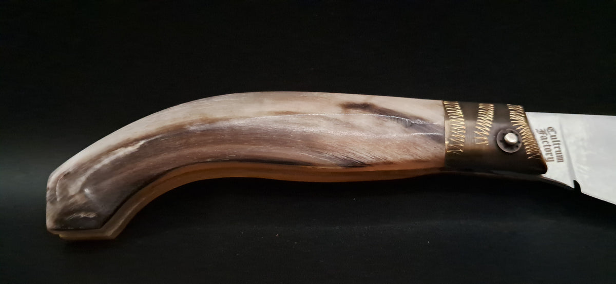 COLTELLO ARTIGIANALE IN STILE SCUOIO