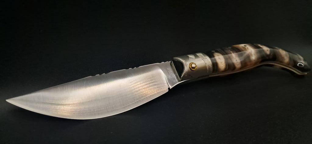 COLTELLO ARTIGIANALE IN STILE SCUOIO