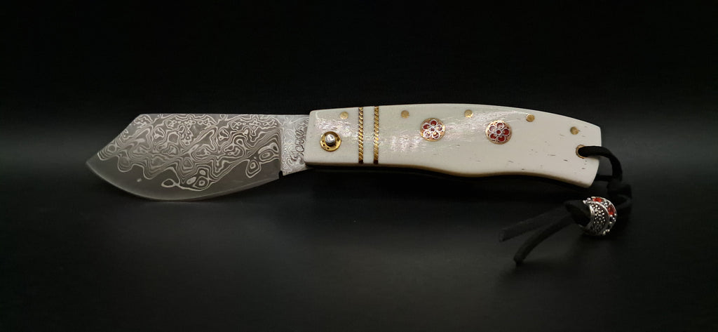 COLTELLO ARTIGIANALE SCUOIETTO