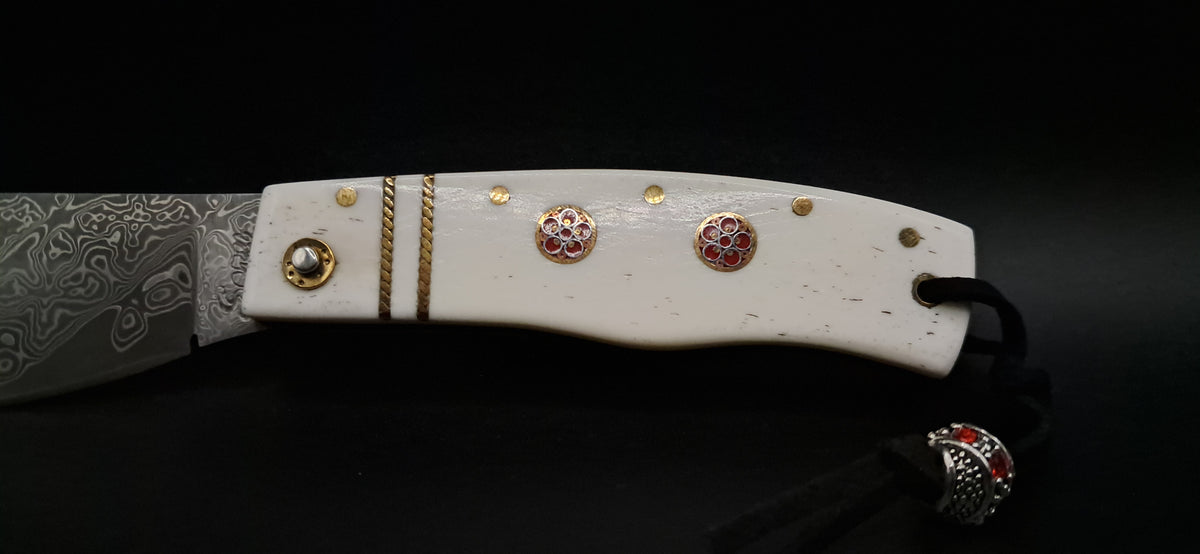 COLTELLO ARTIGIANALE SCUOIETTO