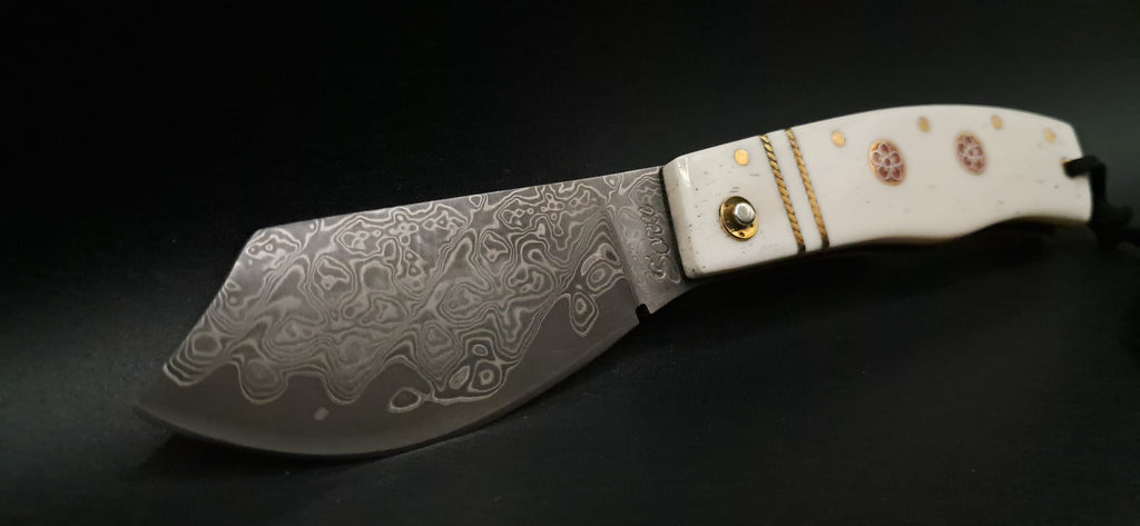 COLTELLO ARTIGIANALE SCUOIETTO
