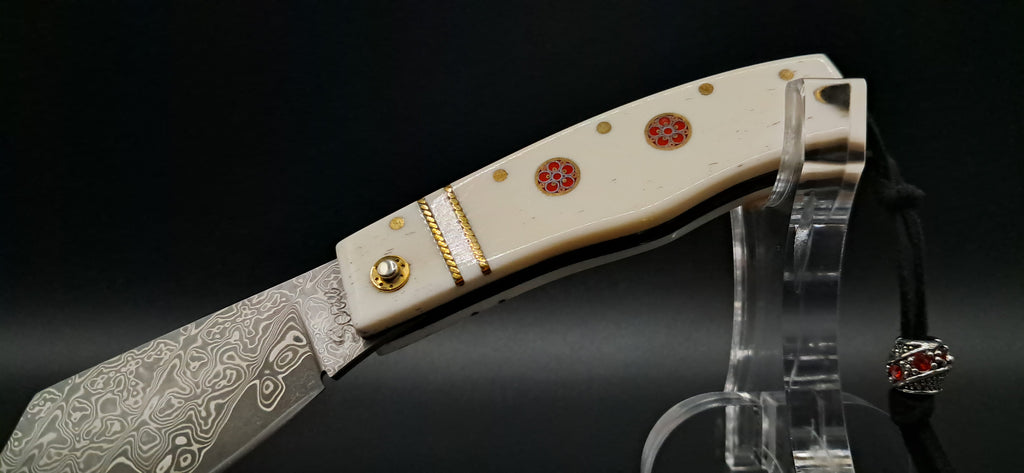 COLTELLO ARTIGIANALE SCUOIETTO
