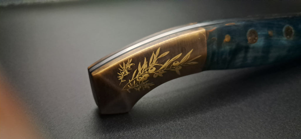 COLTELLO ARTIGIANALE IN STILE DORGALESE
