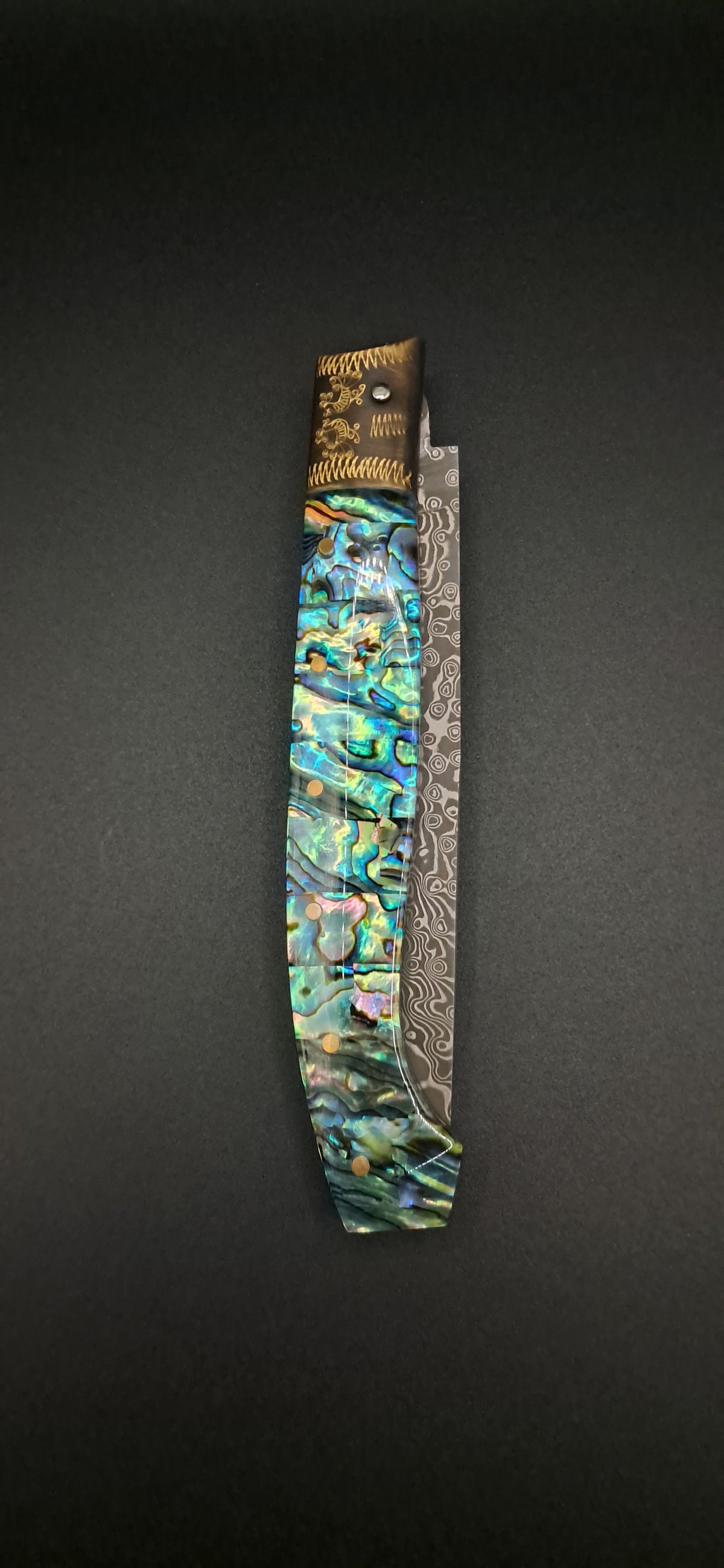 COLTELLO ARTIGIANALE IN STILE DORGALESE