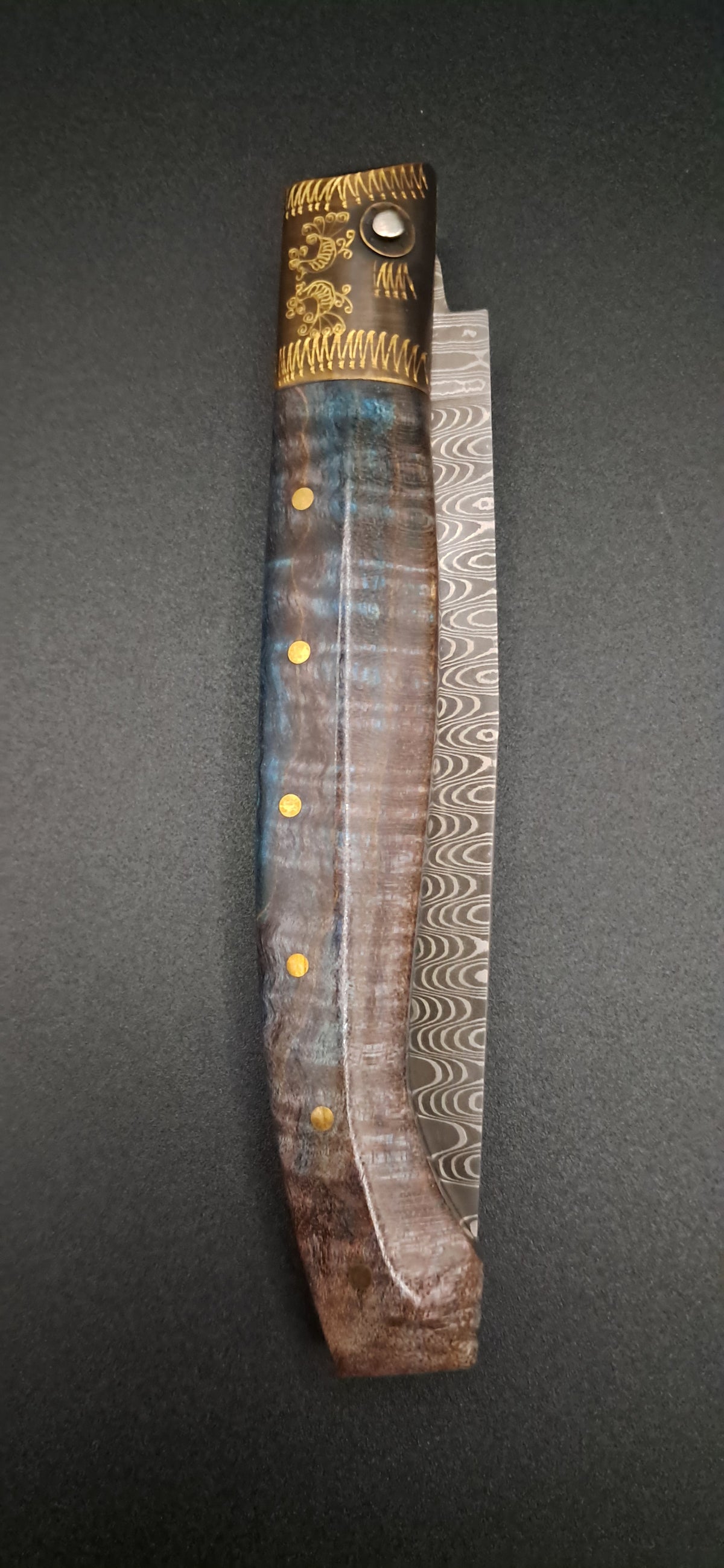 COLTELLO ARTIGIANALE IN STILE DORGALESE