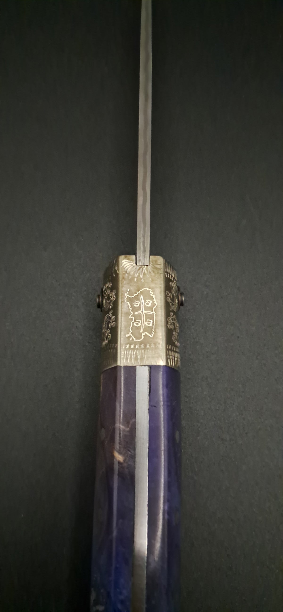COLTELLO ARTIGIANALE IN STILE DORGALESE