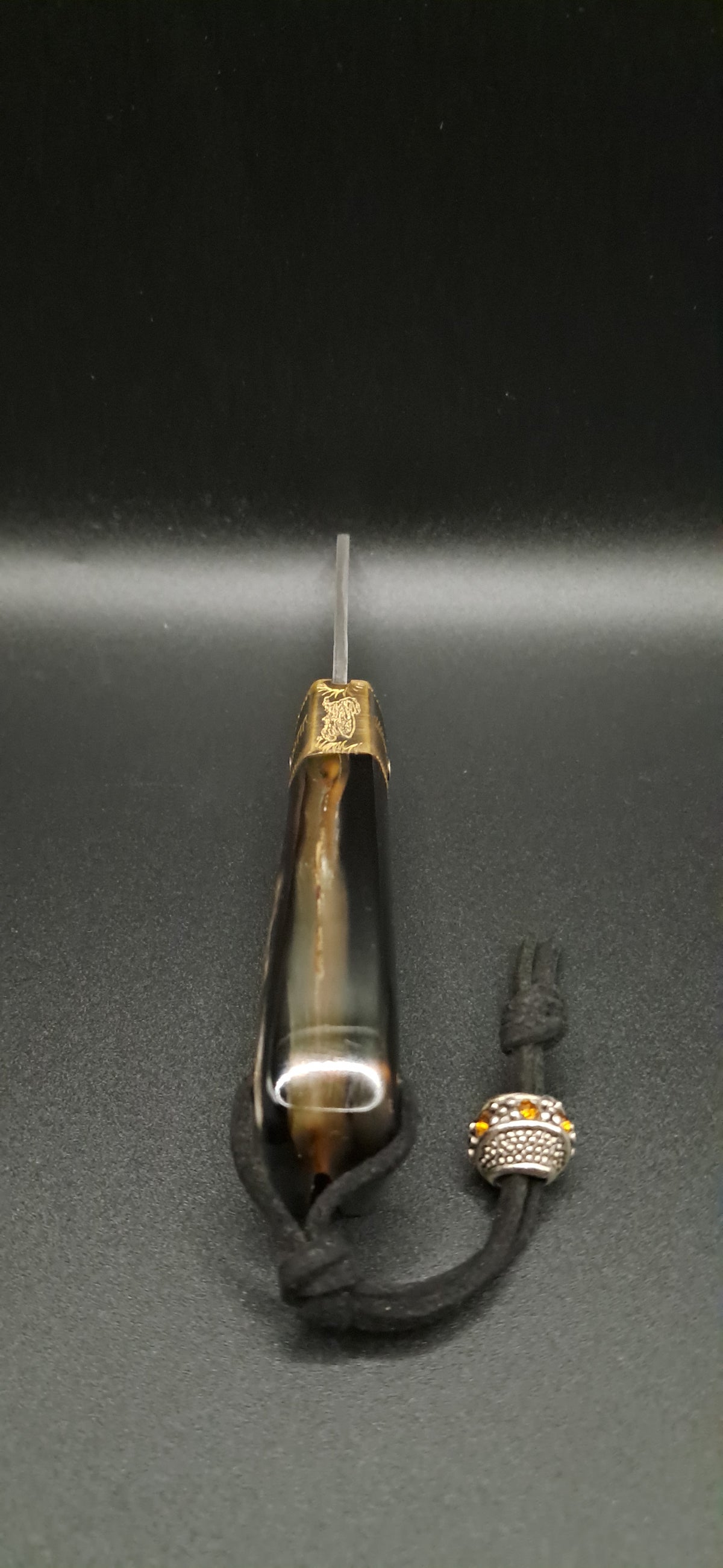 COLTELLO ARTIGIANALE SCUOIETTO