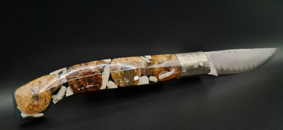 COLTELLO ARTIGIANALE IN STILE DORGALESE