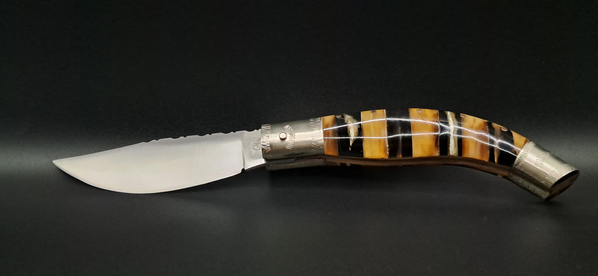 COLTELLO ARTIGIANALE IN STILE SCUOIO