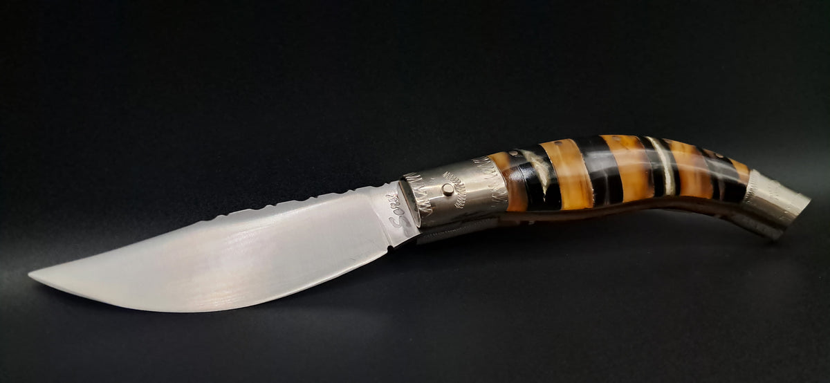COLTELLO ARTIGIANALE IN STILE SCUOIO