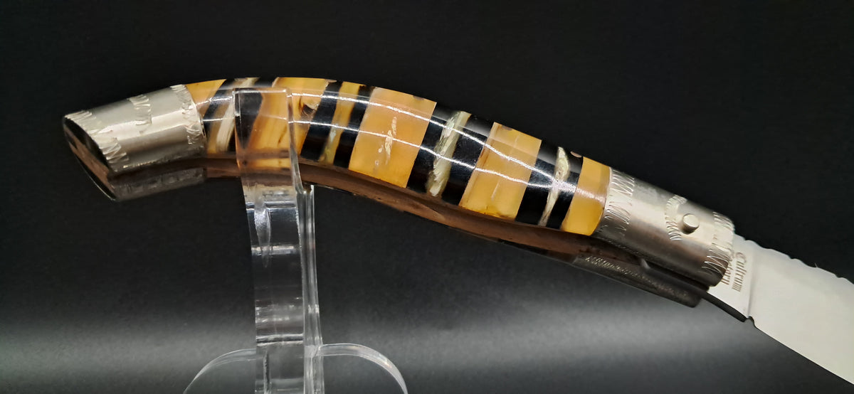 COLTELLO ARTIGIANALE IN STILE SCUOIO
