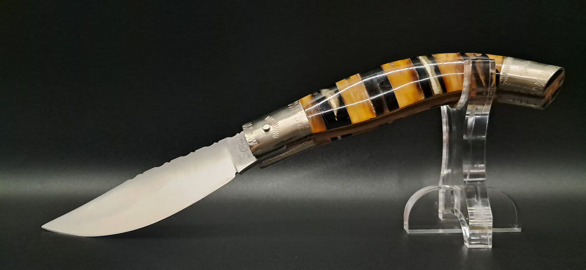 COLTELLO ARTIGIANALE IN STILE SCUOIO