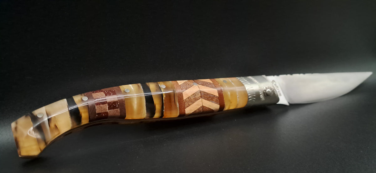 COLTELLO ARTIGIANALE IN STILE DORGALESE