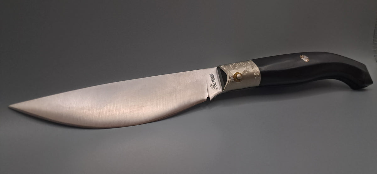 COLTELLO ARTIGIANALE IN STILE SEMI SCUOIO