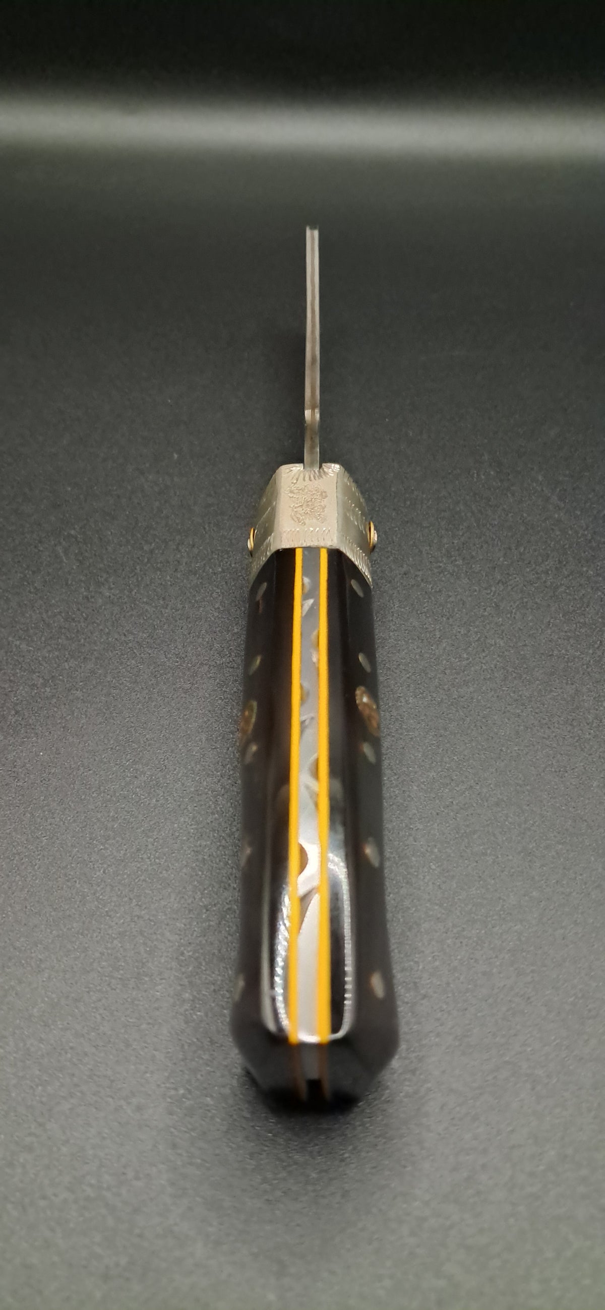 COLTELLO ARTIGIANALE MOZZETTA