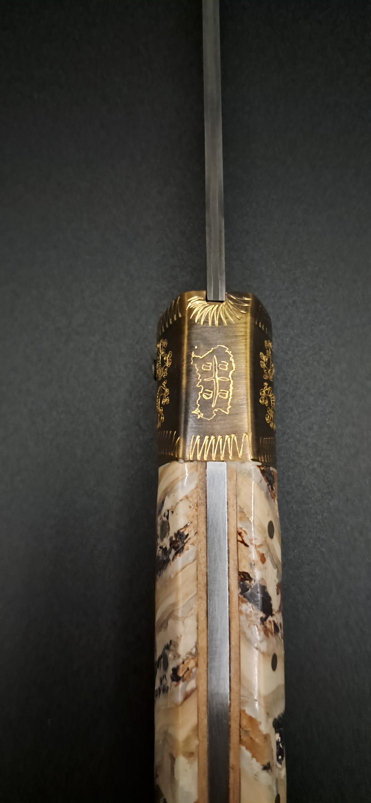 COLTELLO ARTIGIANALE IN STILE DORGALESE