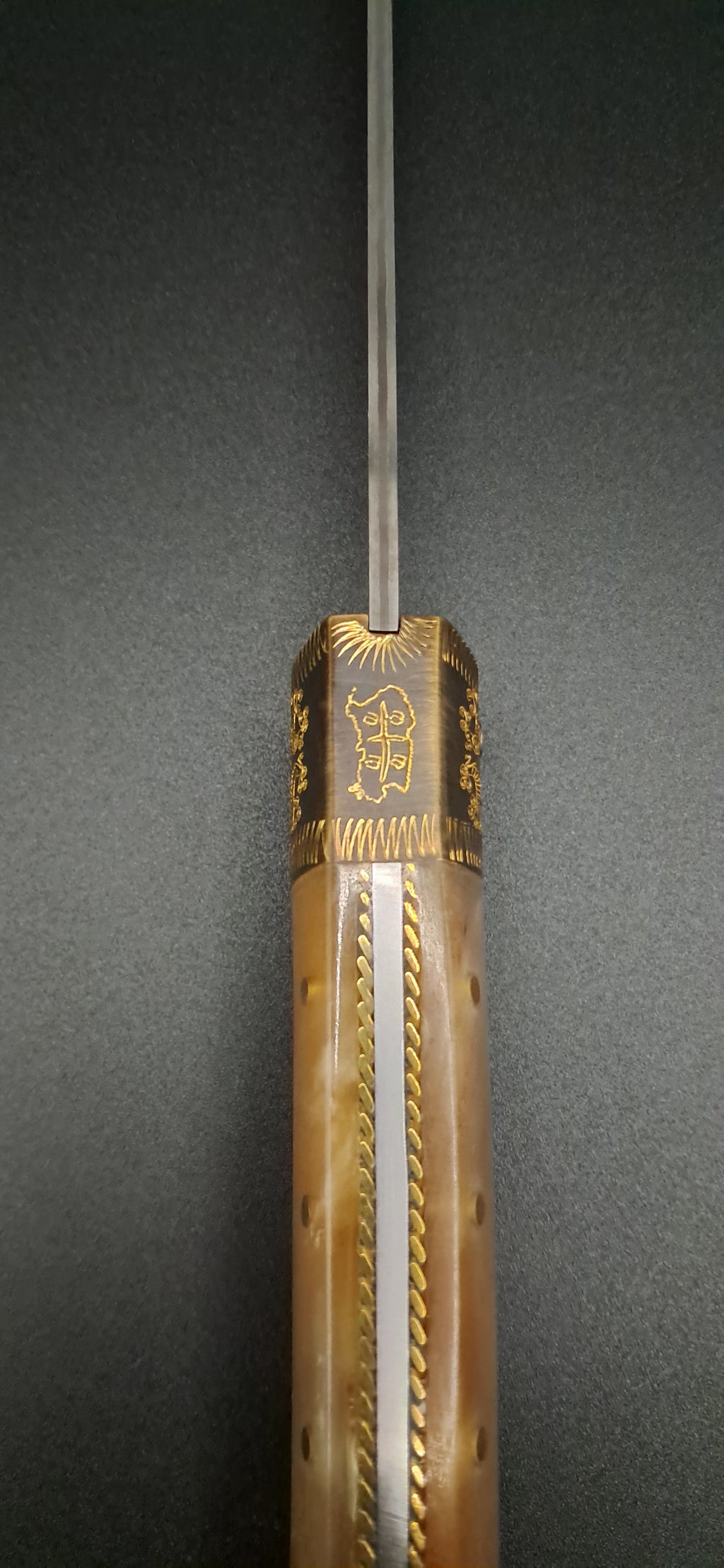 COLTELLO ARTIGIANALE IN STILE DORGALESE
